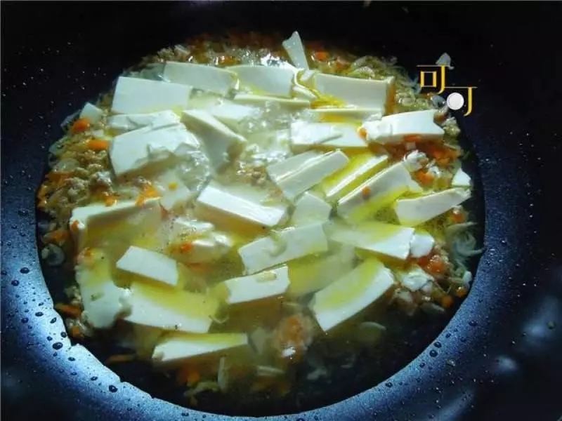 秋天多喝這碗豆腐湯,防秋燥能補鈣,味道好,上桌一人先喝一小碗