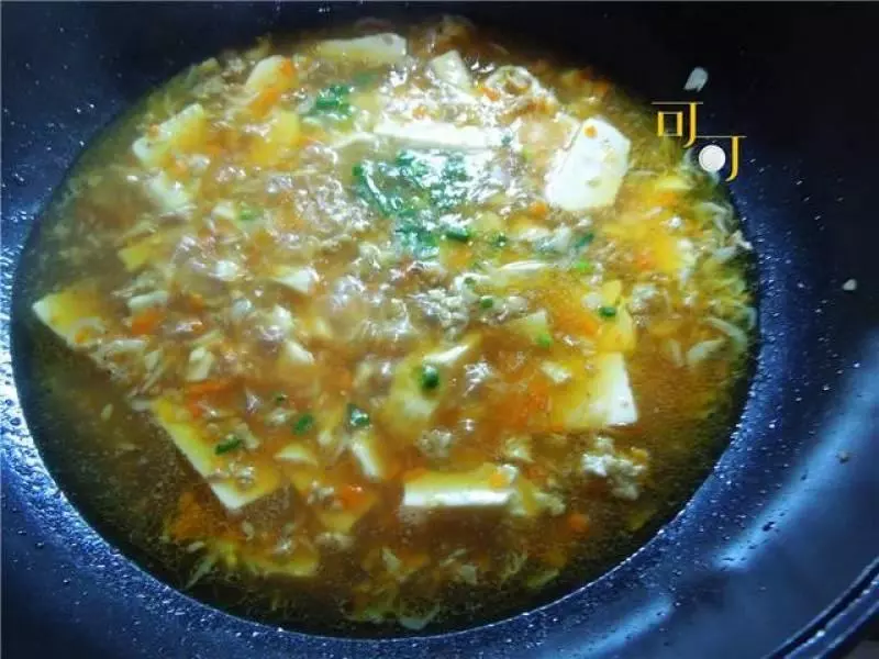 秋天多喝這碗豆腐湯,防秋燥能補鈣,味道好,上桌一人先喝一小碗
