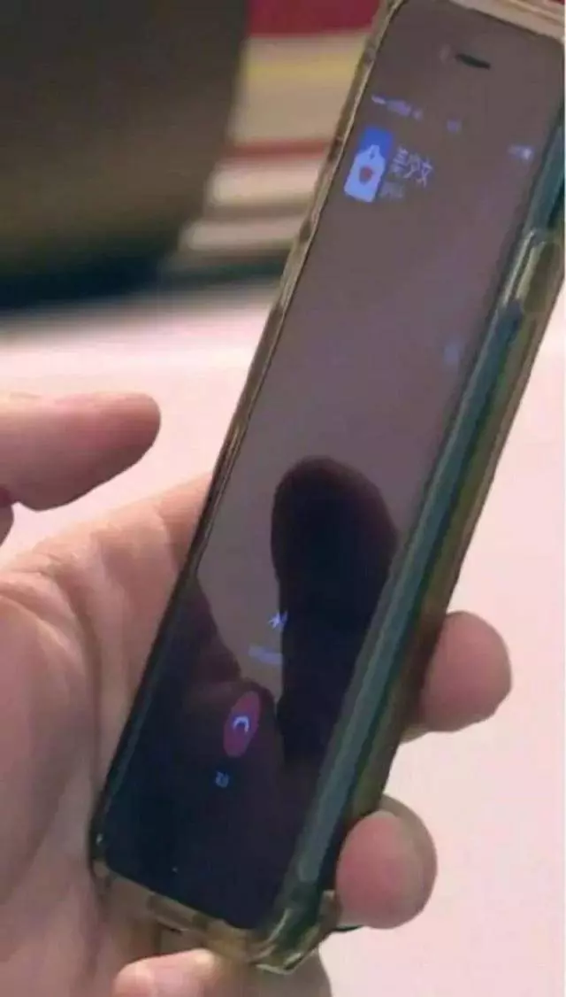 黃曉明4任女友對比,一個比一個慘,最美的已離世,她被坑的最慘