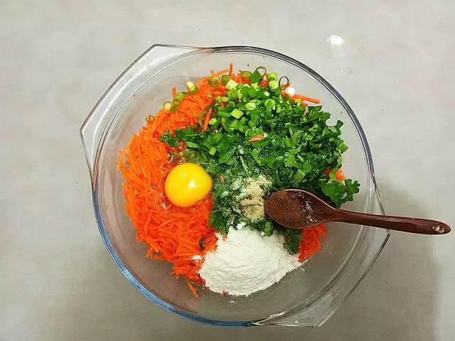 這是胡蘿蔔最好吃的做法,外焦里嫩,一口一個根本就停不下來
