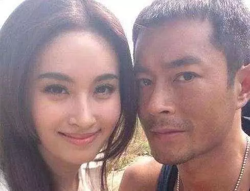 她擁有一張比女人還女人的臉,連張家輝古天樂都讚嘆她盛世美顏