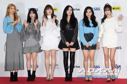 [GFRIEND][分享]181225 SBS歌謠大戰合作舞台！普美-多賢-銀河-玟星感性改編《花路》
