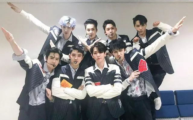 碗將解散天團EXO入伍,南韓男團上位圈大換血?人氣top還是他們!