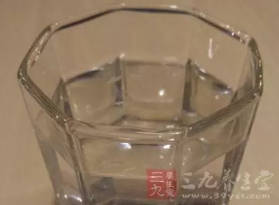 堅持食用可改變頭髪稀疏的問題,容易讓白髪變黑髪
