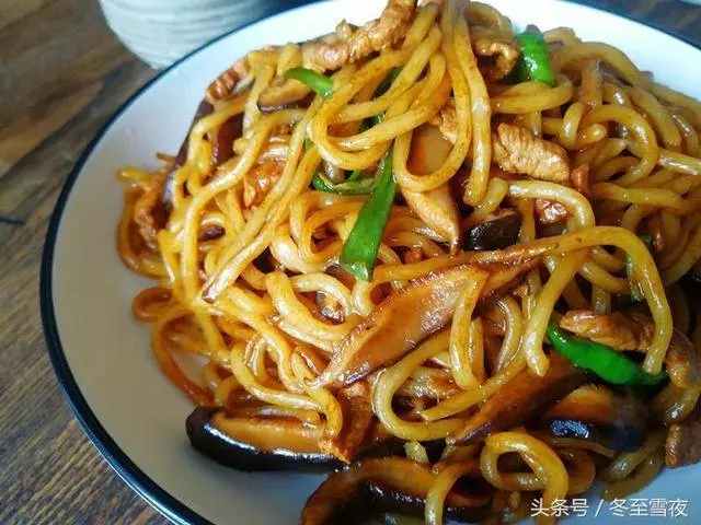 分享5道家常炒麵做法,自己在家做,就是這麼簡單,營養又美味