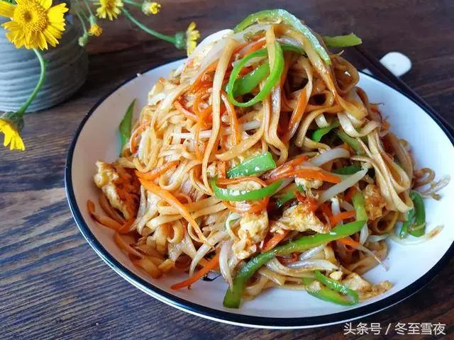 分享5道家常炒麵做法,自己在家做,就是這麼簡單,營養又美味