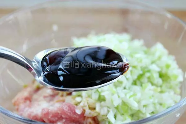 酥脆爆汁的豬肉大蔥餡鍋貼,餡料這麼調,孩子拍手說好吃