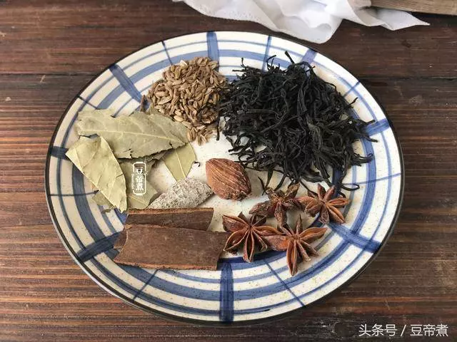女兒最喜歡吃的就是它,一口一個,好吃香醇,還養顏美容