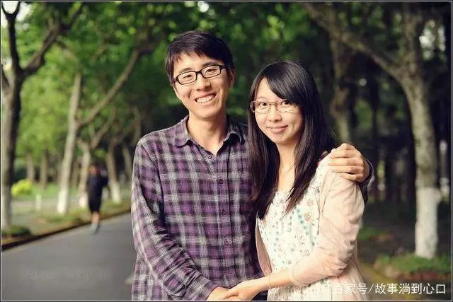 兒子兒媳帶我去旅遊,我和兒媳泡完溫泉出來,我讓兒子和兒媳離婚