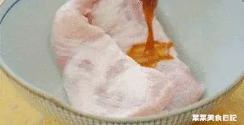 這大豬蹄子口感豐富, 酸甜辣咸, 撩人得很吶