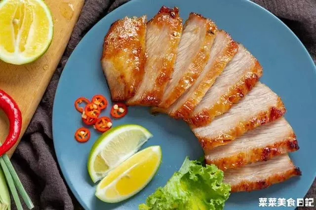 這大豬蹄子口感豐富, 酸甜辣咸, 撩人得很吶