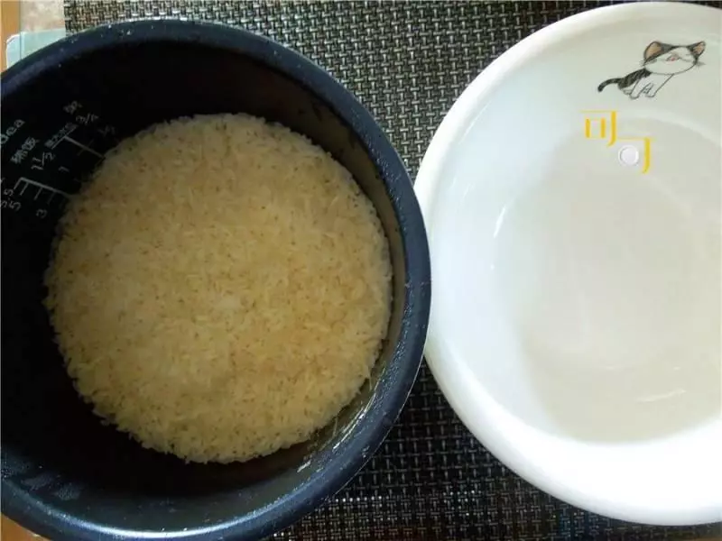 教你在家做傳統粢飯糰,油條肉鬆,外軟內酥,10元錢早餐全家吃飽