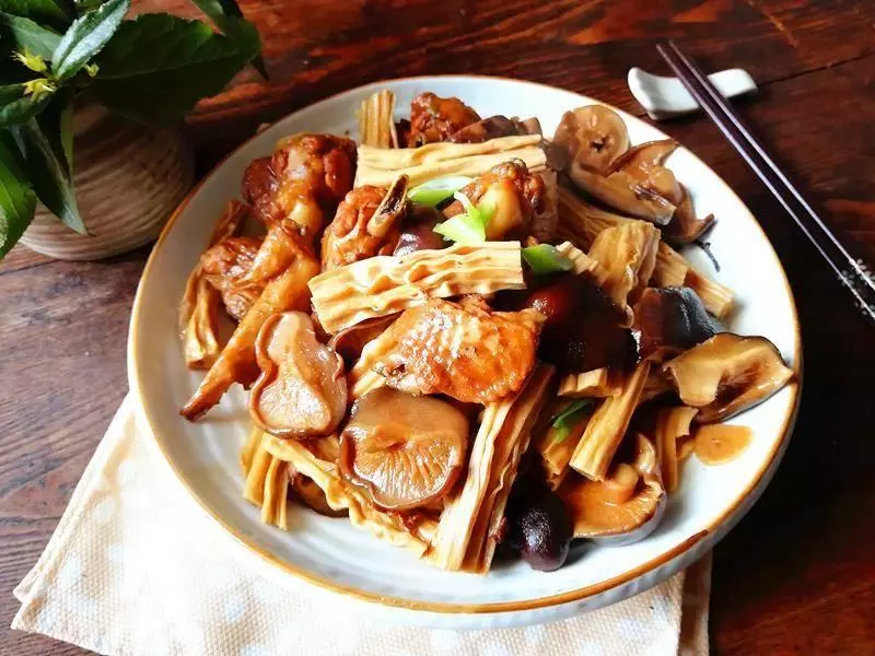 腐竹這樣做太香了,味道鮮美,營養豐富,還能健腦