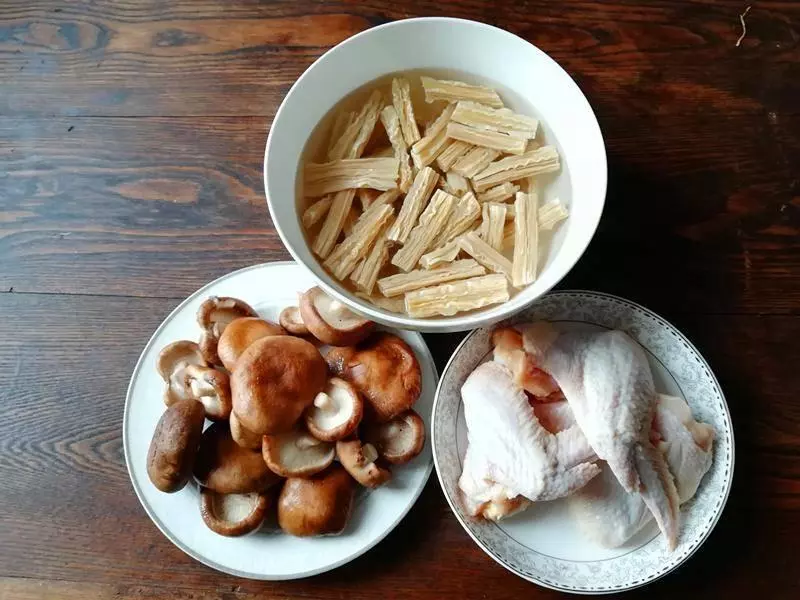 腐竹這樣做太香了,味道鮮美,營養豐富,還能健腦