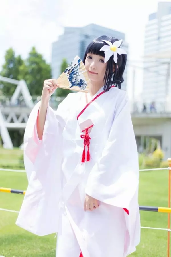 中國 Coser 在日本 C92 重現《火影忍者》雛田新娘裝,第3 認不出來是誰、第4 一秒變雛田!