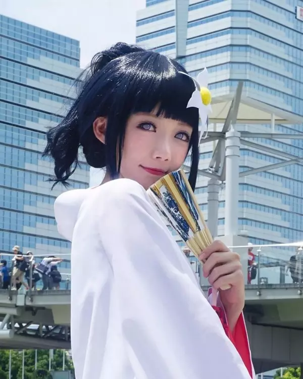 中國 Coser 在日本 C92 重現《火影忍者》雛田新娘裝,第3 認不出來是誰、第4 一秒變雛田!