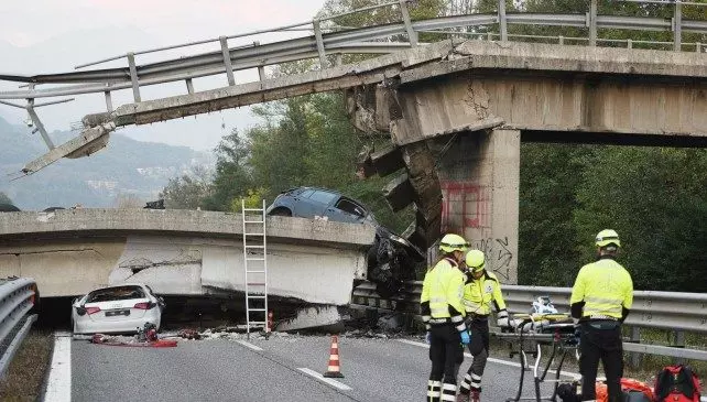 義大利高架橋崩塌影片曝光!「當場斷兩截」35輛車摔落如世界末日