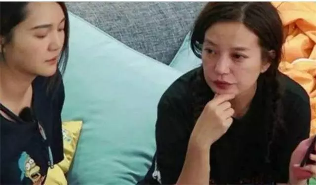 不老女神的素顏照:趙薇嚇人,關之琳憔悴,溫碧霞老了,只有她才是當之無愧的女神