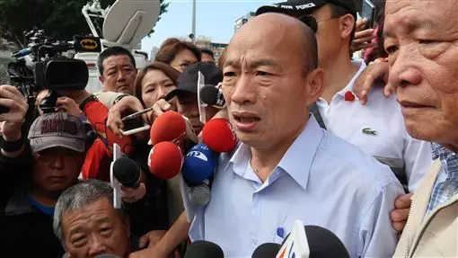 選前選後「不一樣」選前自信喊話,選後態度「180度大翻轉」他爆料:很多高雄人都後悔投給他了!
