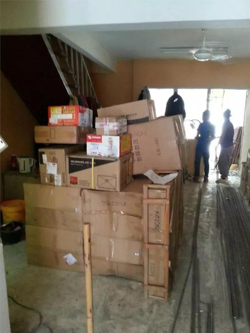 本地小夫妻,僅用60000令吉改造二手雙層排屋,小成本打造出自己夢想家