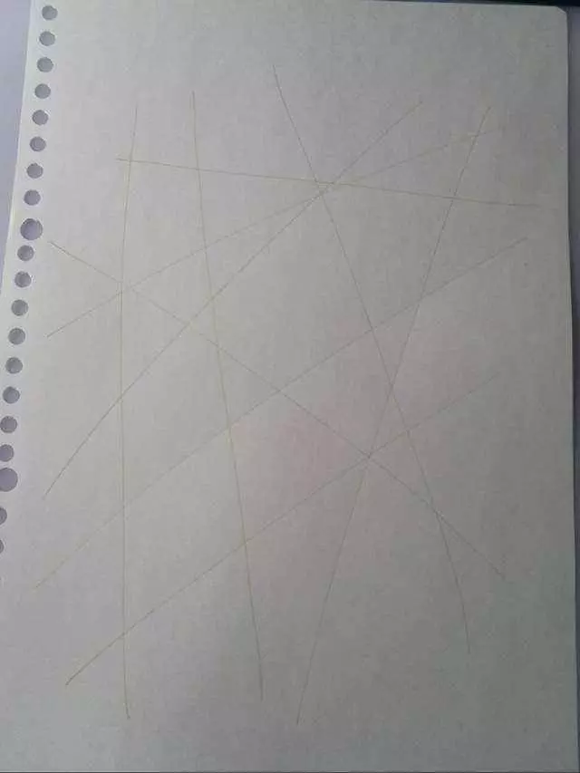 神仙畫師們的10條線的構圖大挑戰,你能畫出什麼樣的圖呢?
