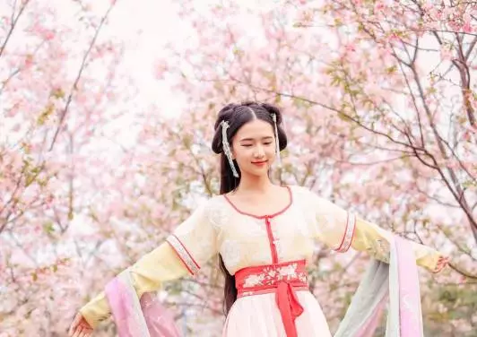 8月29號起,真「不好惹」的5大生肖,有橫財,有桃花,雙喜臨門