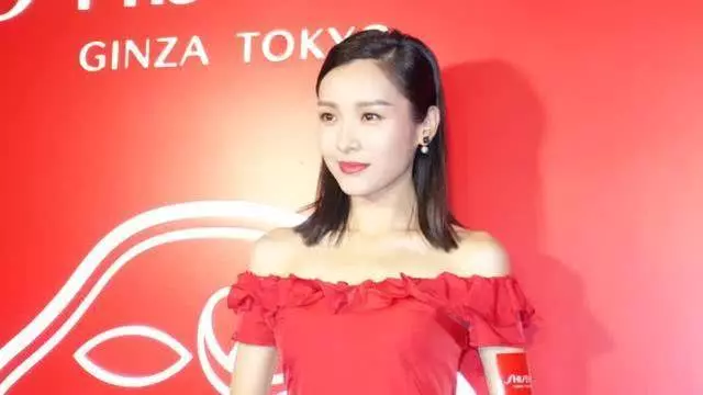 厲害了, 常被記者跟拍的37歲TVB花旦素顏都很美,曬照獲15萬個贊