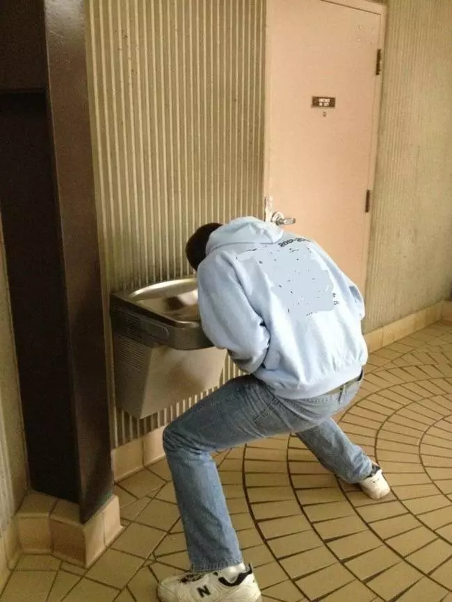 16張「只有長得高的人才懂的煩惱」的照片,矮人看了都會開懷大笑