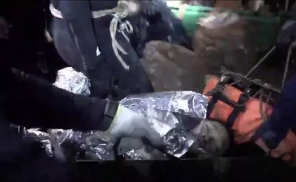 救援甫結束 水泵故障 逾百人逃命 險釀悲劇