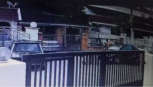 保持冷靜保財物 女子以智退匪