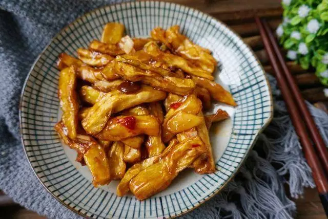 這個菜蛋白質和鈣含量極高,這樣做倍下飯,省事又好吃