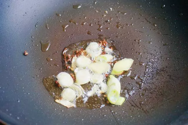這個菜蛋白質和鈣含量極高,這樣做倍下飯,省事又好吃