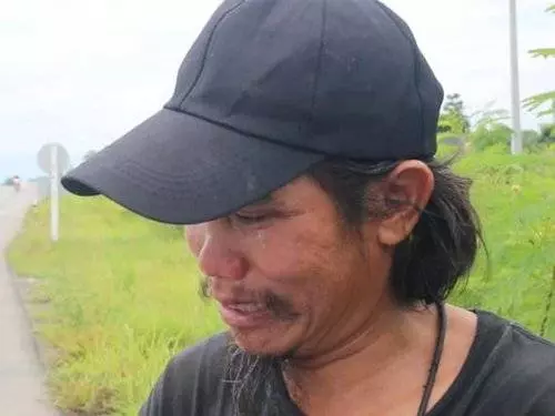 深情男替已故女友圓夢 帶骨灰徒步1541公里