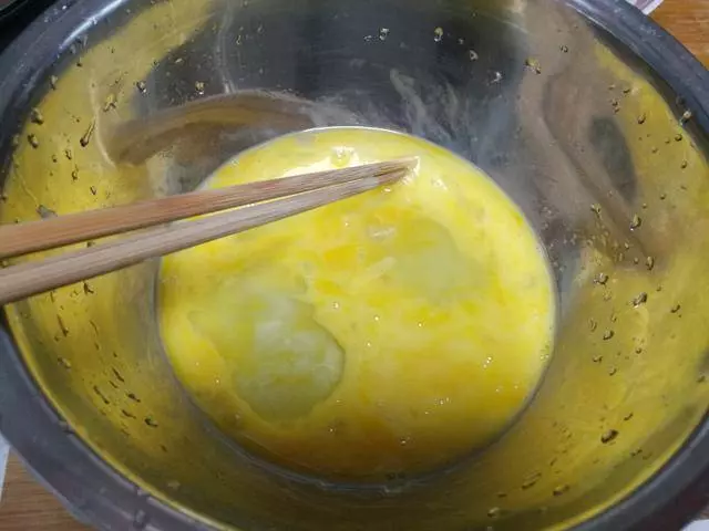 早餐就愛這個餅,攪一攪拌一拌,軟乎還營養,出鍋搶著吃