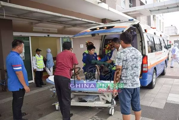 隆市遊玩 回程遇死神 2死5傷