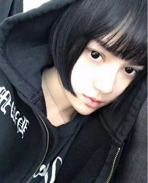 素顏根本我妹妹啊!強國「暗黑系真人娃娃」網路爆紅,IG粉更是已有50萬人,卸妝後美到讓日本網友也瘋狂。
