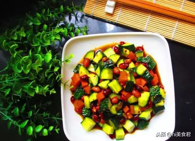 家中必備的30道涼拌菜做法,簡單健康又解饞,新手也能完美駕馭!