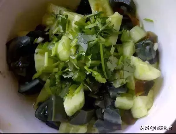 家中必備的30道涼拌菜做法,簡單健康又解饞,新手也能完美駕馭!