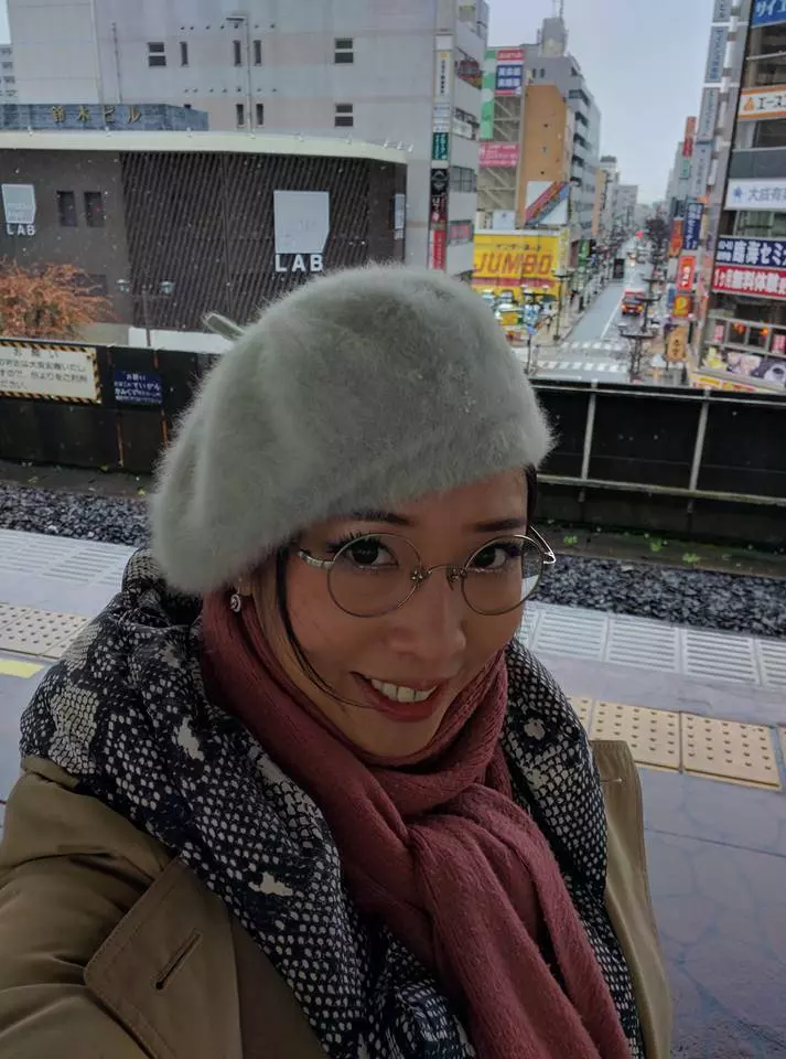 他分享「正妹工程師」轟動全台眼尖網友「搜出本尊」眾人吶喊:當年選錯組了QAQ -