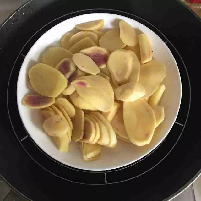 這樣做茄子一輩子也吃不夠,1頓1斤不夠吃,味道香軟0難度