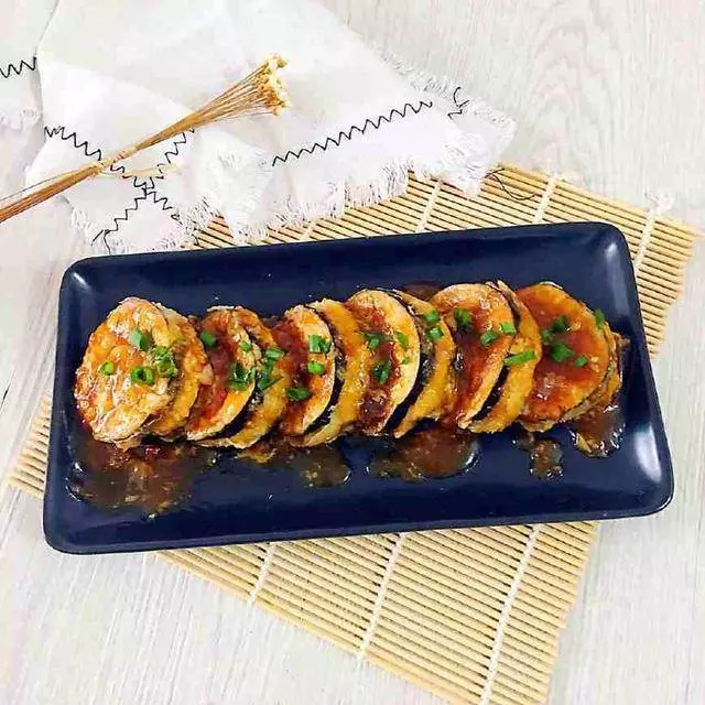 這樣做茄子一輩子也吃不夠,1頓1斤不夠吃,味道香軟0難度