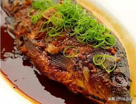 越吃越香的20道鯽魚做法,簡單方便好吃又下飯,沒收藏可惜了!