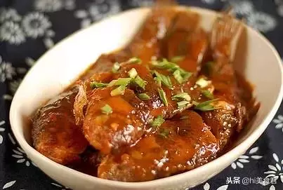 越吃越香的20道鯽魚做法,簡單方便好吃又下飯,沒收藏可惜了!