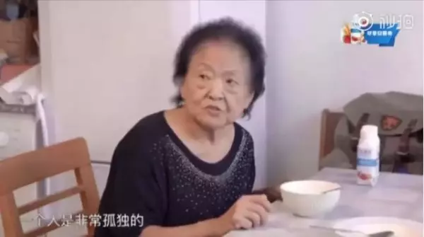 少時夫妻老來伴!張柏芝「第三胎」產後,謝霆鋒首度開口談「三人的感情事」!