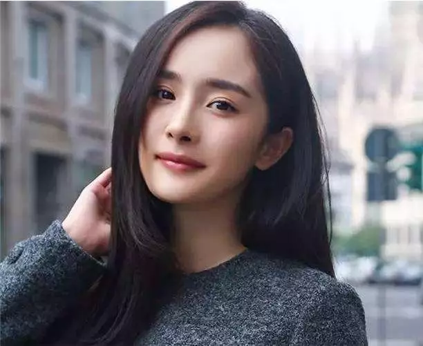 楊冪離婚被爆代價太大,女兒歸劉愷威,9億財產也與劉愷威平分!