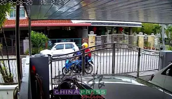 手砸腳踼 光天化日爆車窗 「爆鏡黨」橫行住宅區