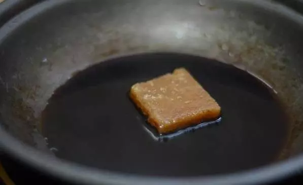 超好吃「醬油雞」的秘制方法,2分鐘就能學會,光這一道菜就能吃好幾碗飯