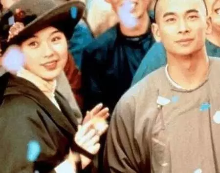 嫁億萬豪門遭7次家暴,生產前一天被打,妹妹為救她被打掉門牙