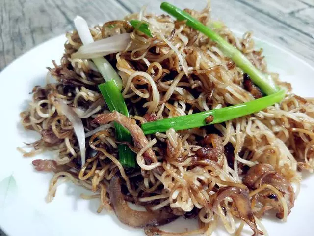 愛吃炒麵一定要收藏,教你這一招,炒出來的麵條不粘不成坨,真香