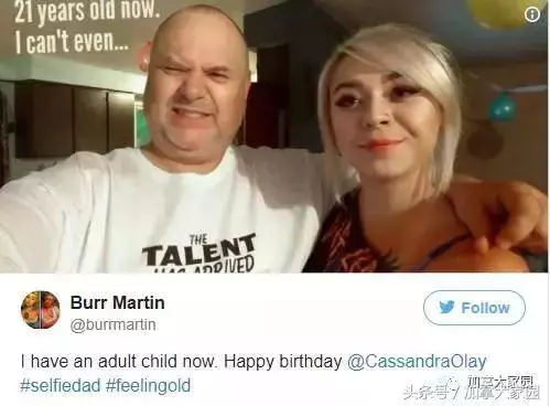 不滿女兒性感自拍太多,爸爸模仿拍攝大反擊結果兩父女一夜之間紅爆網絡